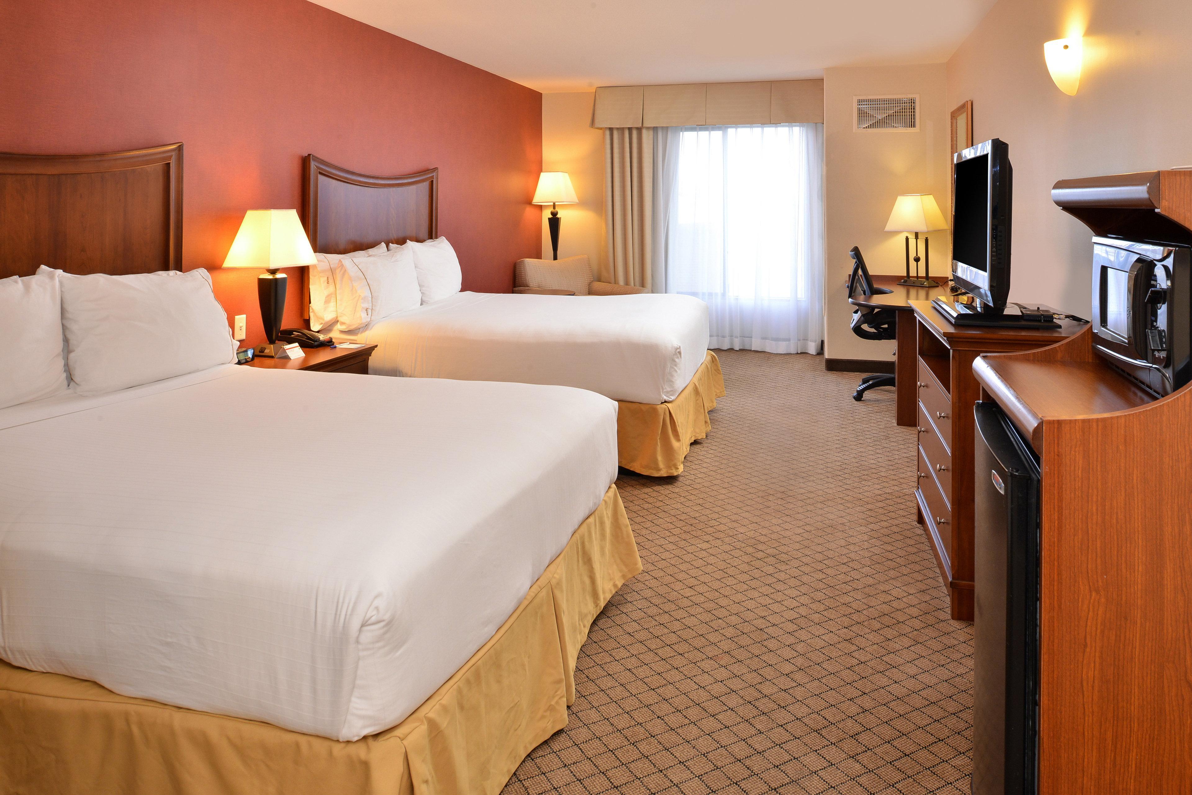 Holiday Inn Express Hotel & Suites Lincoln-Roseville Area, An Ihg Hotel Exteriör bild